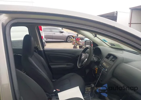 2016 Nissan Versa 1.6 S+ из США, поврежденный, VIN 3N1CN7AP8GL887611